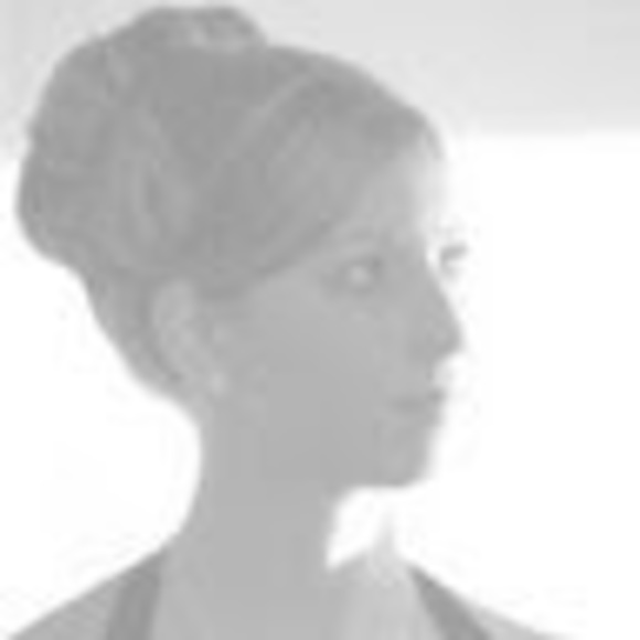 Meet your Posher, Danielle - Picture 1 of 1